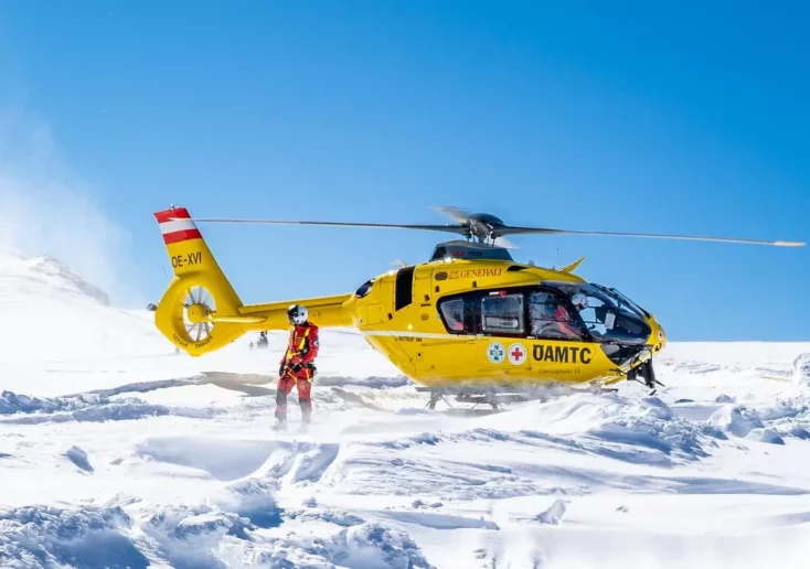 Symbolfoto von 5min.at: Ein Hubschrauber C14 im Winter im Einsatz