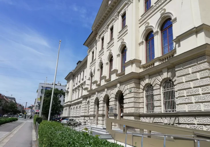 Symbolfoto zu einem Beitrag von 5min.at: Das Landesgericht in Graz