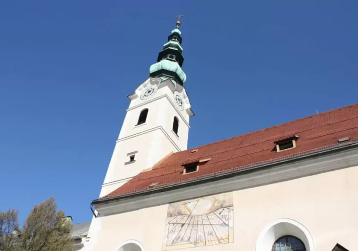 Symbolfoto von 5min.at: Ursulinenkirche am Heiligengeistplatz in Klagenfurt