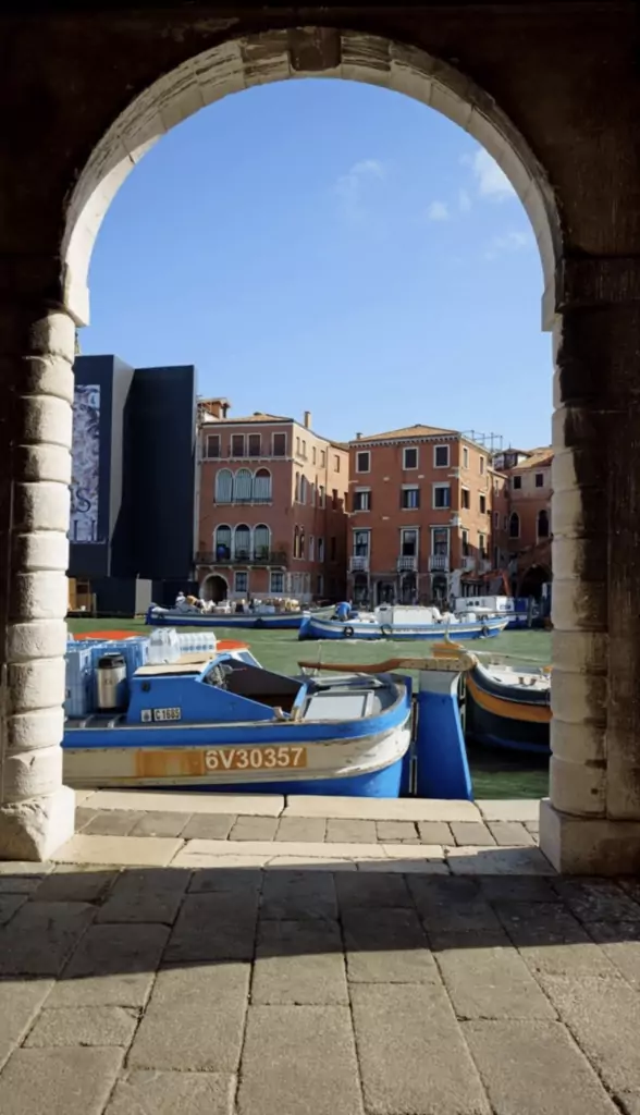 Foto auf 5min.at zeigt Venedig im Sommer