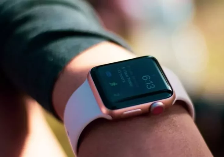 Smartwatch trackt persön­liche Daten: „Kann dadurch Leben retten“