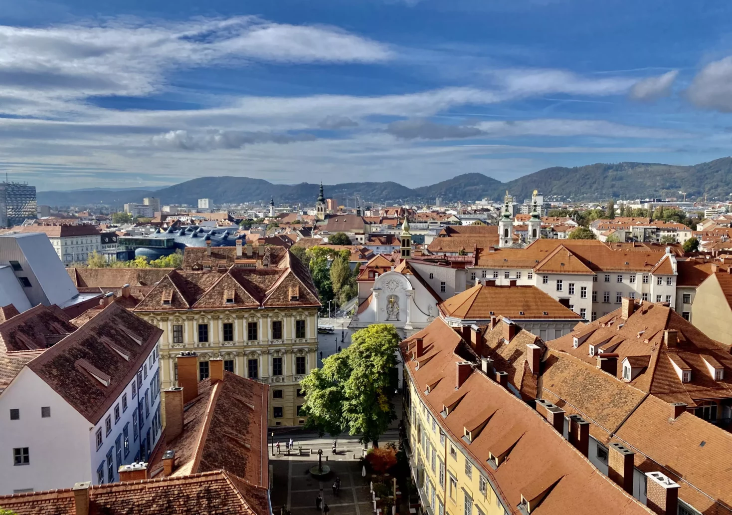 Ein Bild auf 5min.at zeigt einen meist sonnigen Himmel in Graz