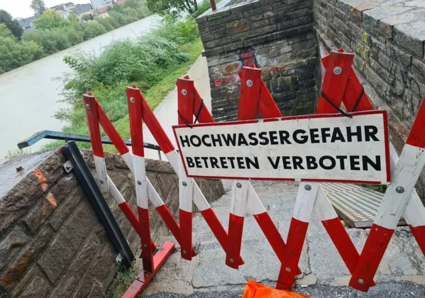 Hochwasseralarm: Draubermen in Villach gesperrt