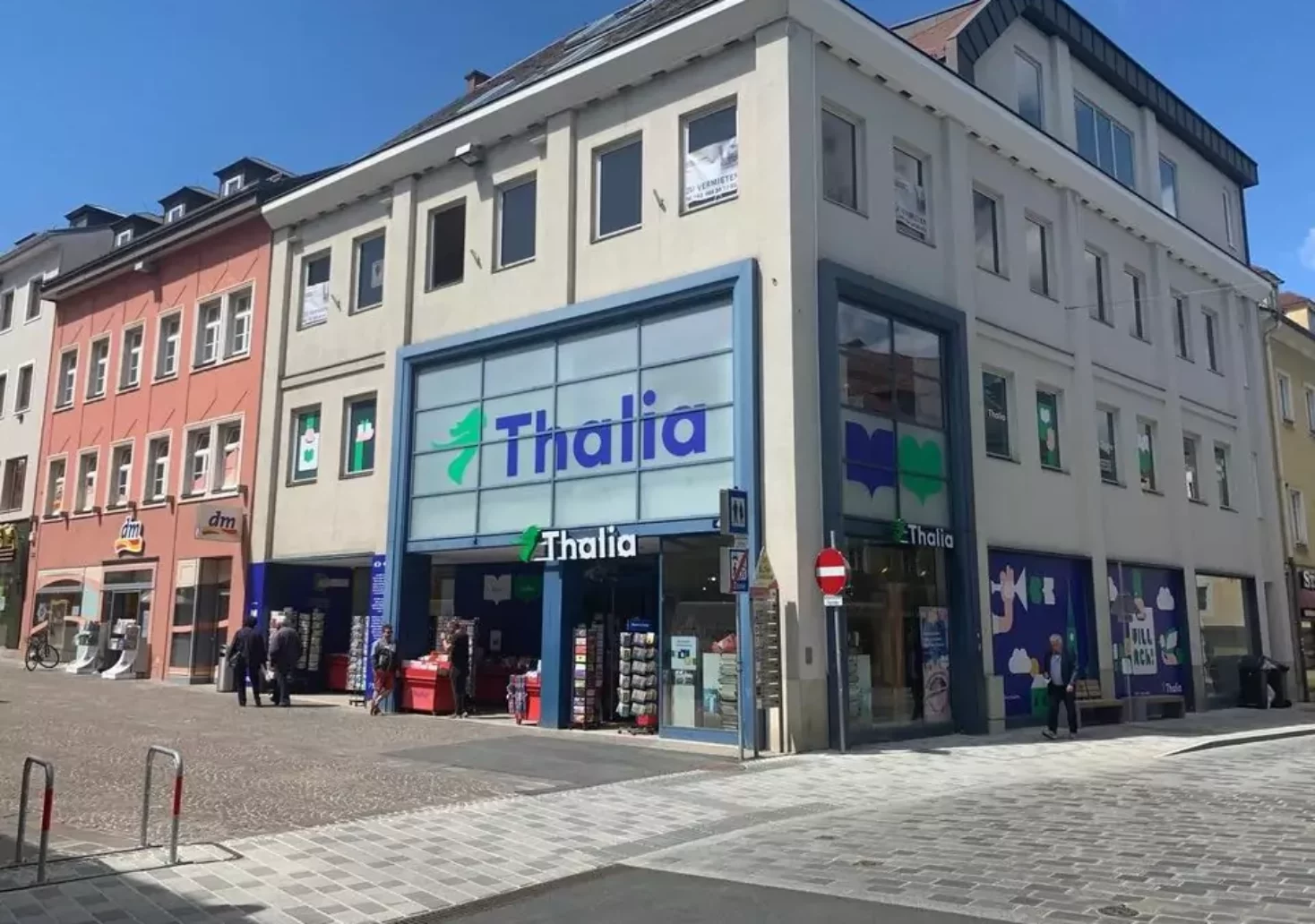 Ein Bild auf 5min.at zeigt die Thalia-Buchhandlung am Hauptplatz in Villach.