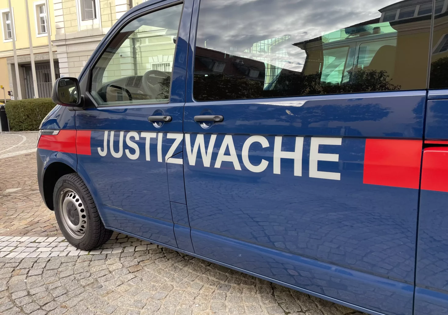 Symbolfoto auf 5min.at zeigt die Justizwache in Klagenfurt.