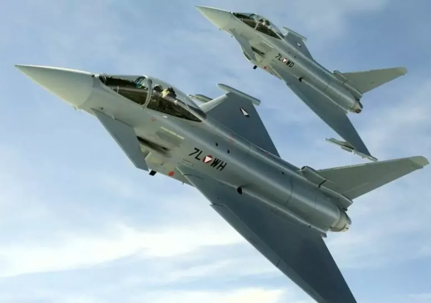 Das Bild auf 5min.at zeigt Eurofighter am Himmel.