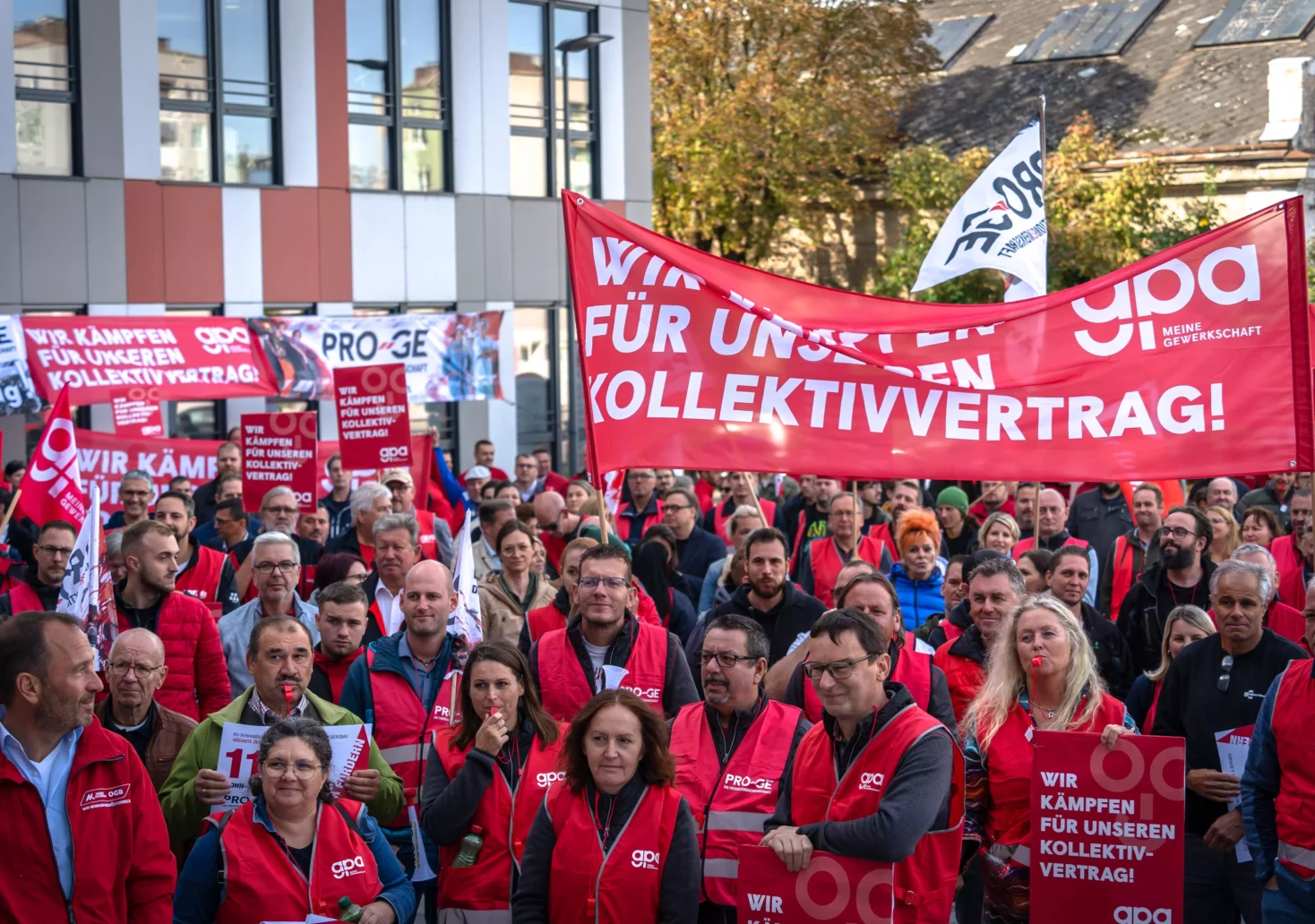 Bild auf 5min.at zeigt einen Streik der Gewerkschaft.