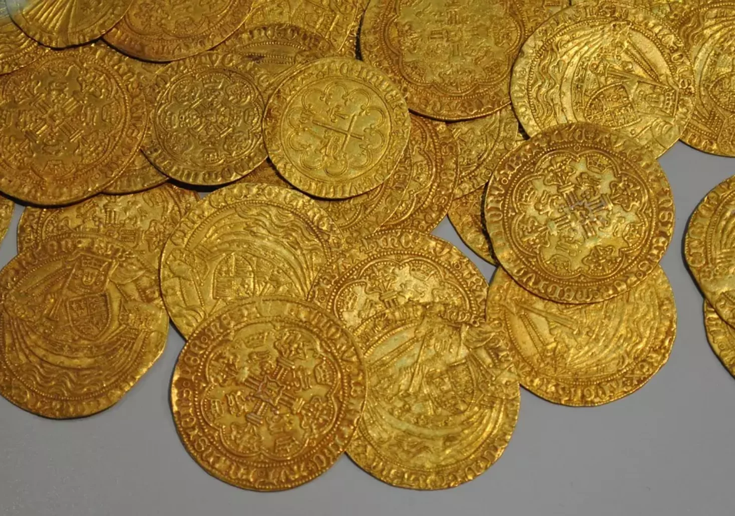 Bild auf 5min.at zeigt Goldmünzen.