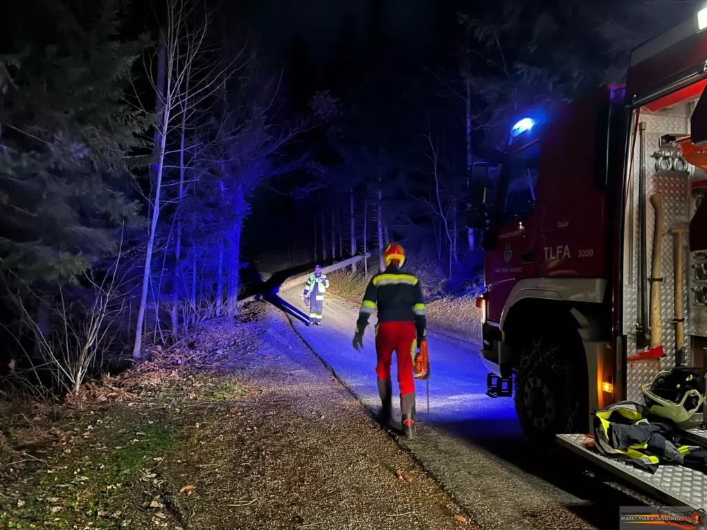 Sturmnacht in Maria Lankowitz: Feuerwehren waren im Einsatz