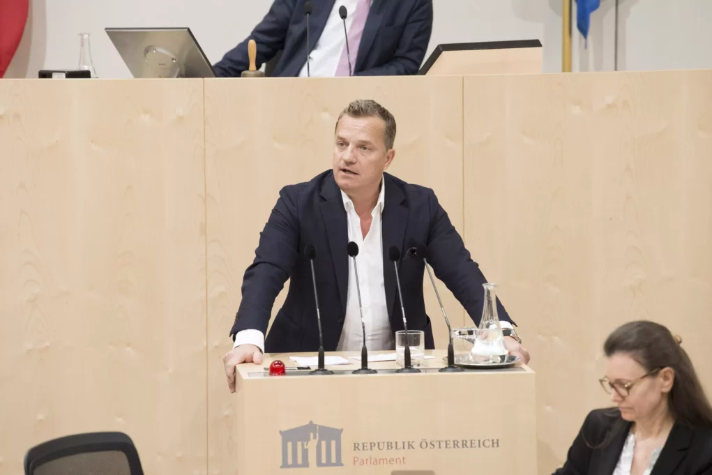 FPÖ präsentiert Spitzenkandidat für EU-Wahl