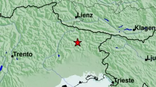 Foto in Beitrag von 5min.at: Zu sehen ist das Erdbeben in der Grenzregion zwischen Italien und der Schweiz heute Abend.