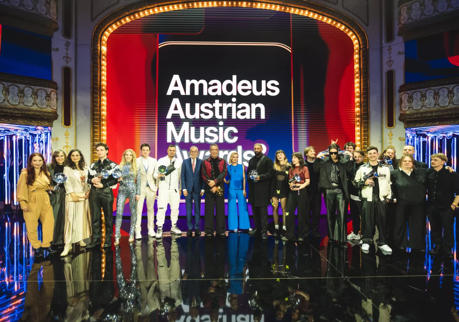 Bild auf 5min.at zeigt die Gewinner der Amadeus Austrian Music Awards