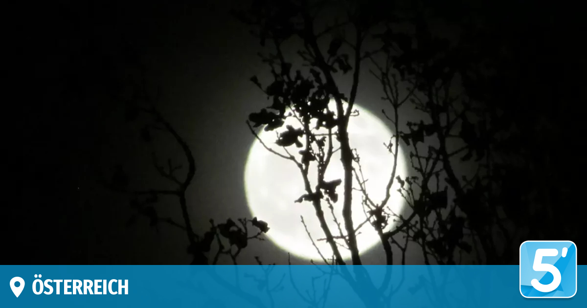 There will be a partial lunar eclipse tonight – for 5 minutes