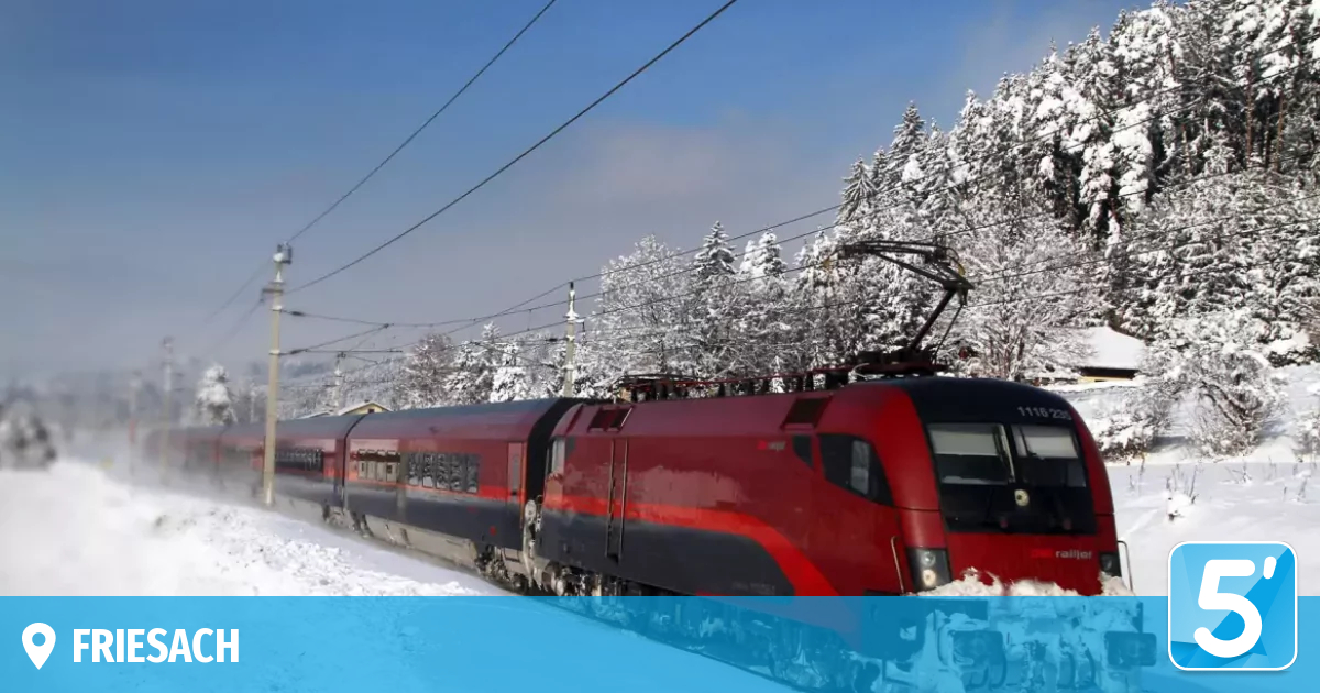 03. Dezember 12:03 - Schnee-Schäden sorgen für Probleme im Zugverkehr
